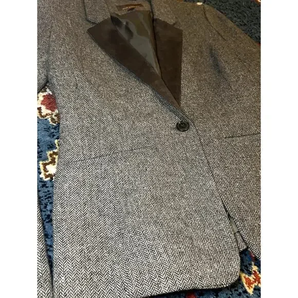 Hive and Honey Brown Herringbone Blazer Wool Blend Size Small - Picture 2 of 9